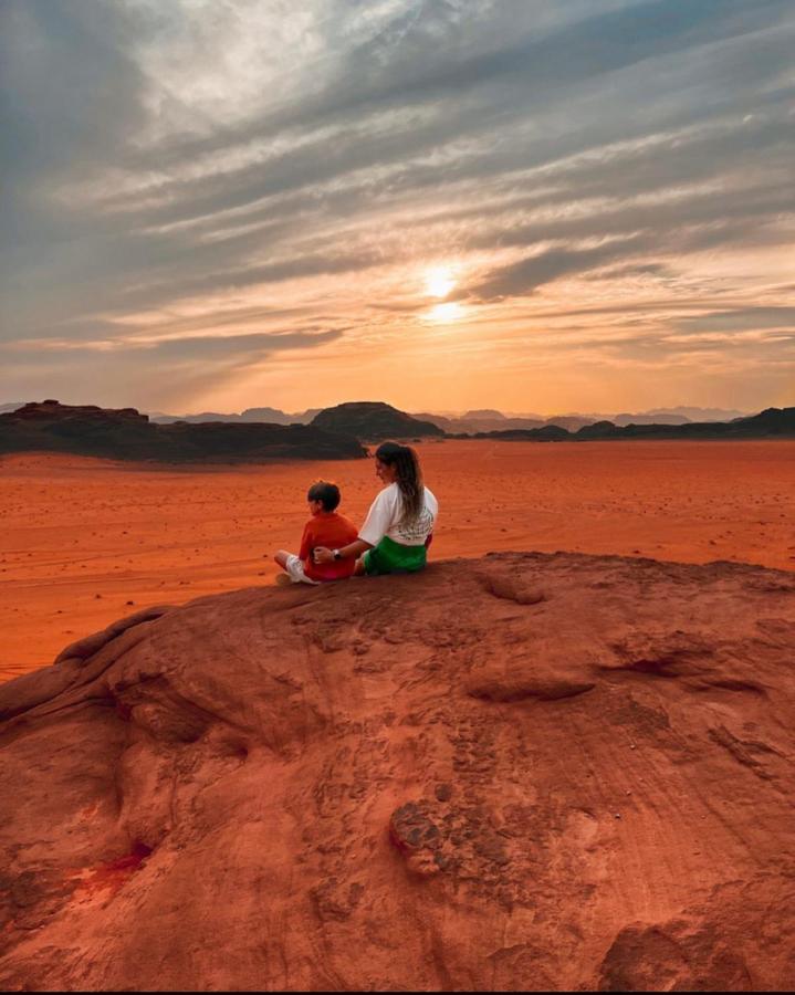 Sun Luxury Camp &Tour Apartment Wadi Rum Ngoại thất bức ảnh