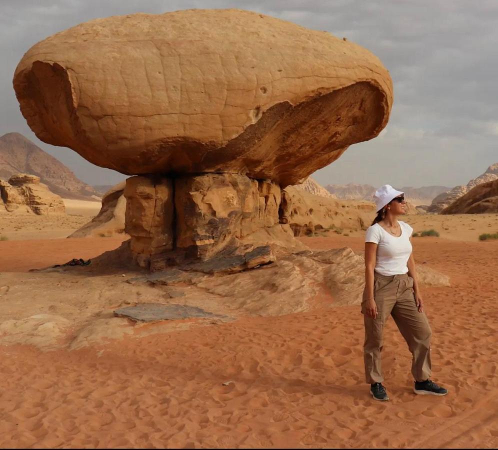 Sun Luxury Camp &Tour Apartment Wadi Rum Ngoại thất bức ảnh